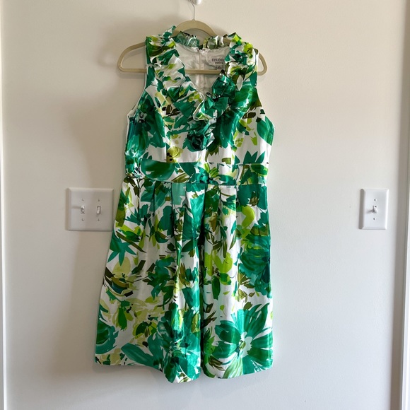 Studio I Floral Dress - Picture 2 of 6